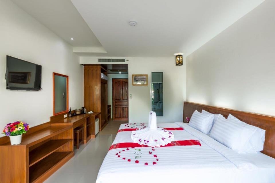 Baan Vanida Garden Resort Karon Exterior photo