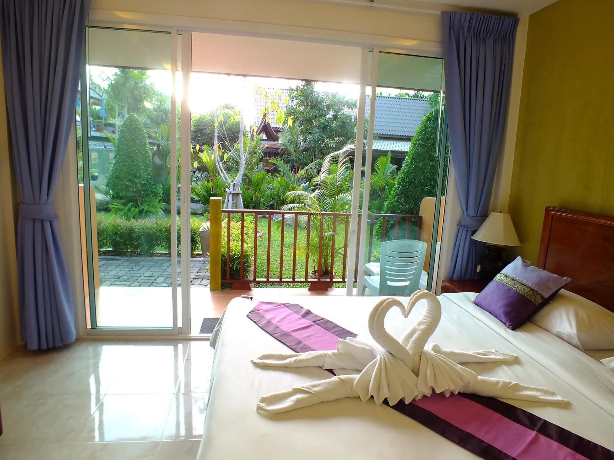 Baan Vanida Garden Resort Karon Exterior photo
