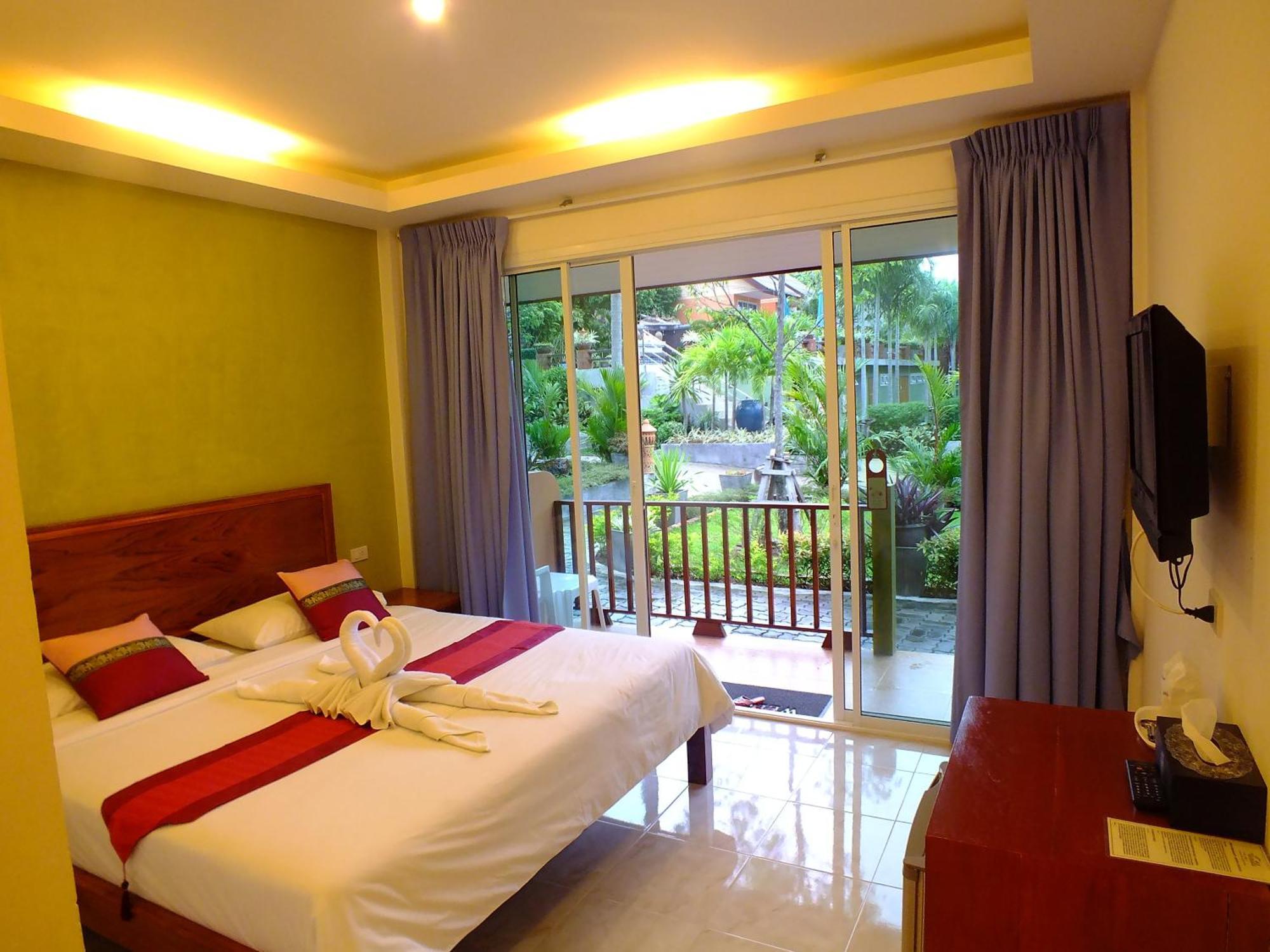 Baan Vanida Garden Resort Karon Exterior photo