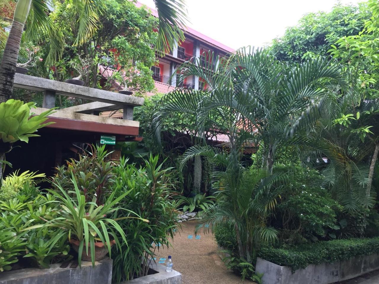 Baan Vanida Garden Resort Karon Exterior photo