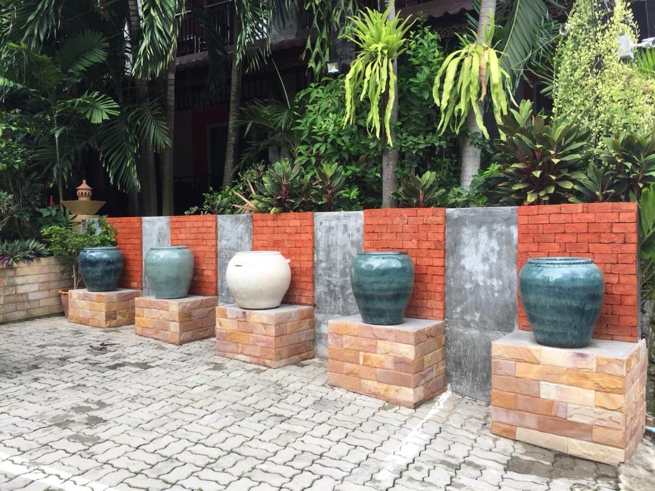 Baan Vanida Garden Resort Karon Exterior photo
