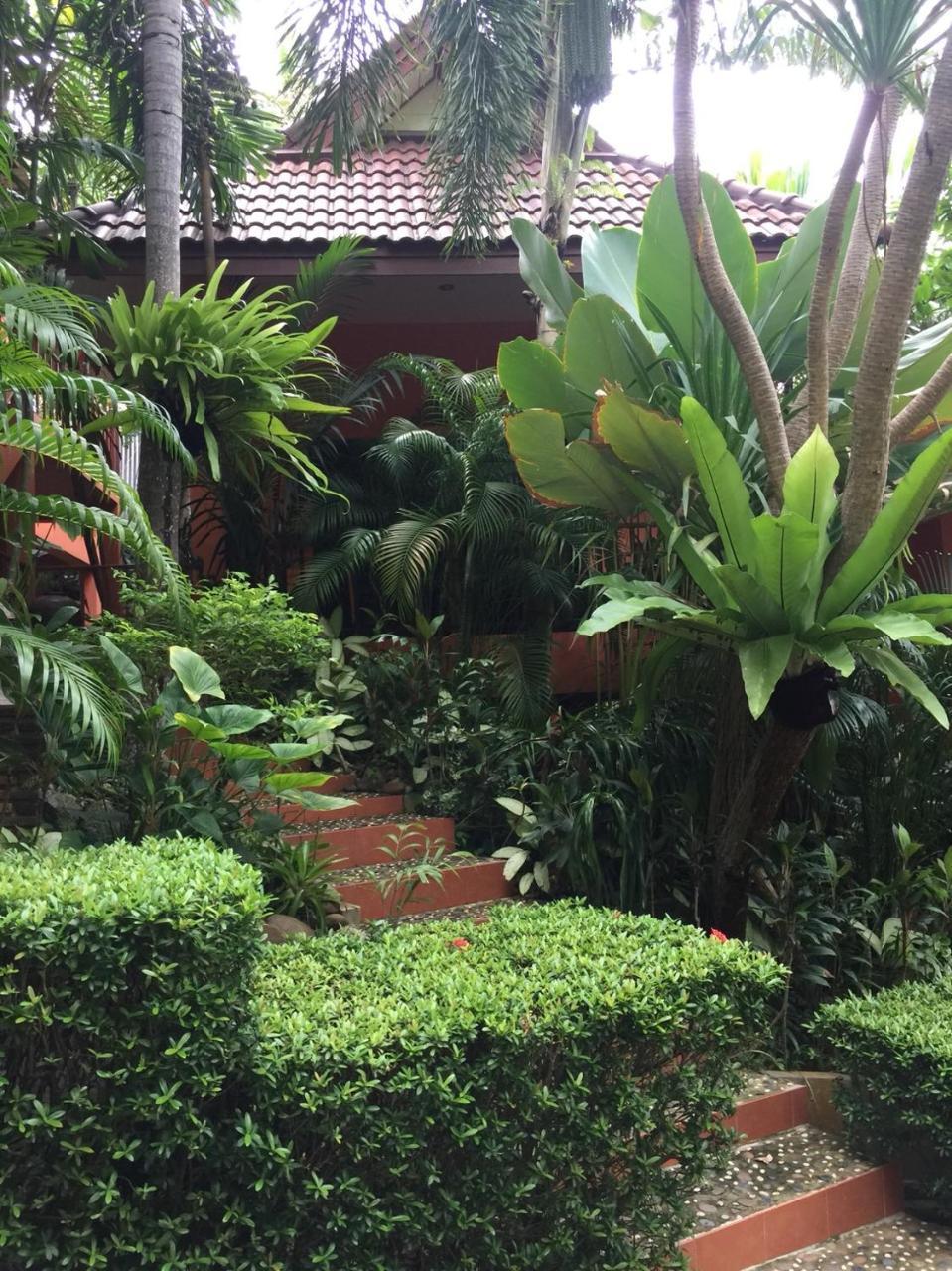 Baan Vanida Garden Resort Karon Exterior photo